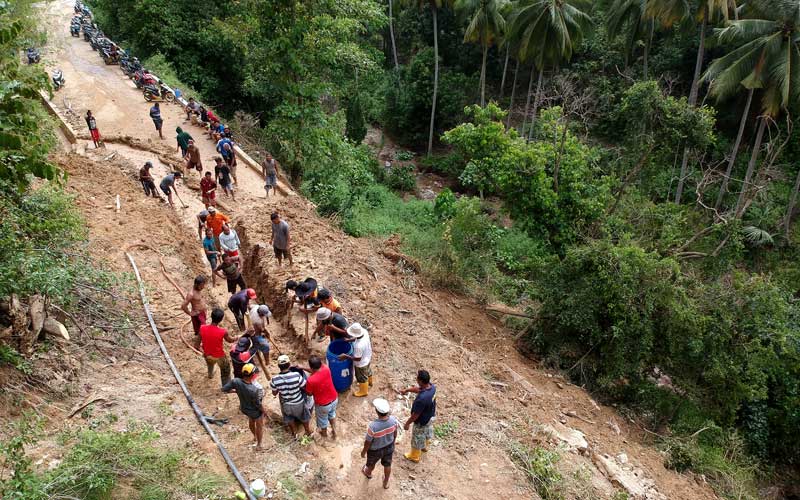  Tanah Longsor di Gorontalo Mengkaibatkan Satu Desa Terisolasi