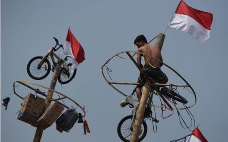  Peringatan HUT Kemerdekaan RI: Selamat Tinggal Panjat Pinang...