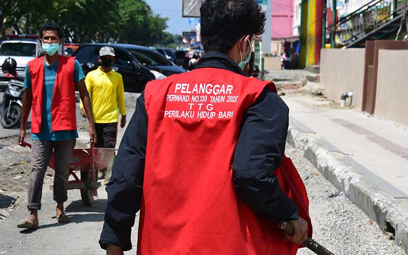  Pemkot Pekan Baru Terapkan Denda Senilai Rp250 Ribu Bagi Pelanggar Protokol Kesehatan