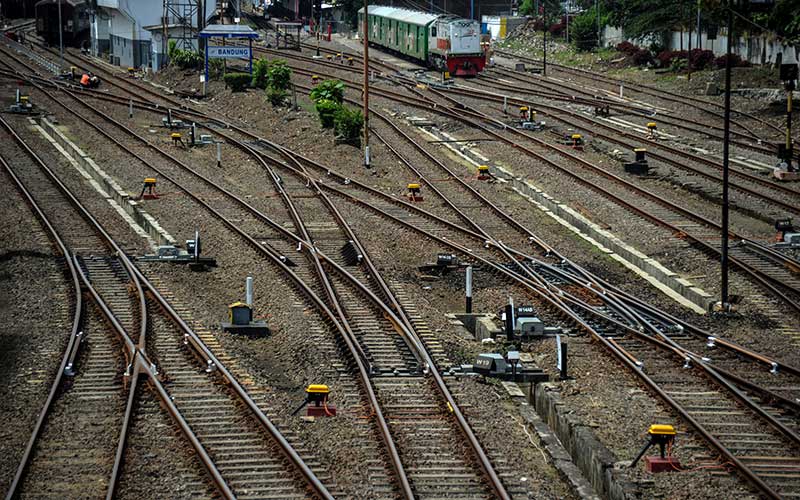  Jumlah Perjalanan Kereta Api Pada 2019 Meningkat Hingga Menjadi 2.079 perjalanan Perhari