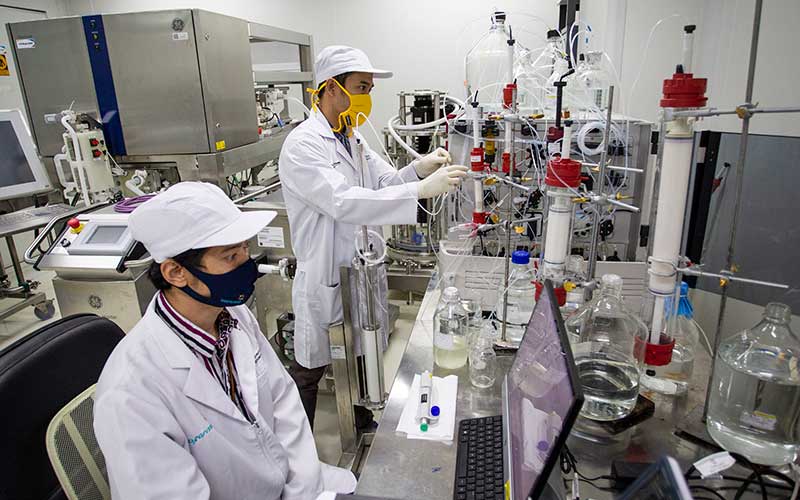  Vaksin Covid-19 Produksi Bio Farma Kerja Sama dengan China, Halal atau Tidak?