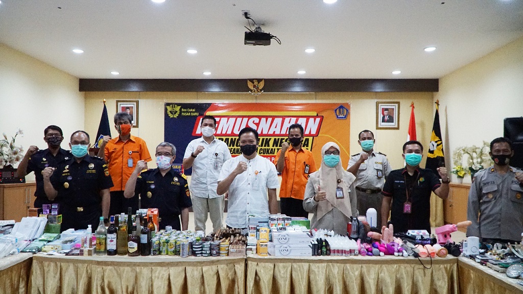  Tidak Penuhi Perizinan, Barang Impor Senilai Lebih Dari Rp500 Juta Dimusnahkan Bea Cukai