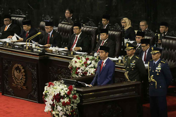 Sidang Tahunan MPR DPR, Presiden Jokowi Pakai Baju Adat NTT