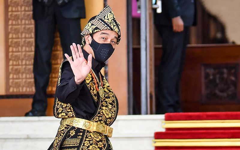  Foto-Foto Jokowi Pakai Baju Adat Sabu Saat Sidang Tahunan MPR DPR