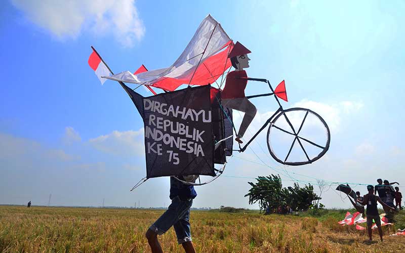  Festival Ngumbulno Layangan Meriahkan Perayaan HUT ke-75 RI di Jawa Tengah