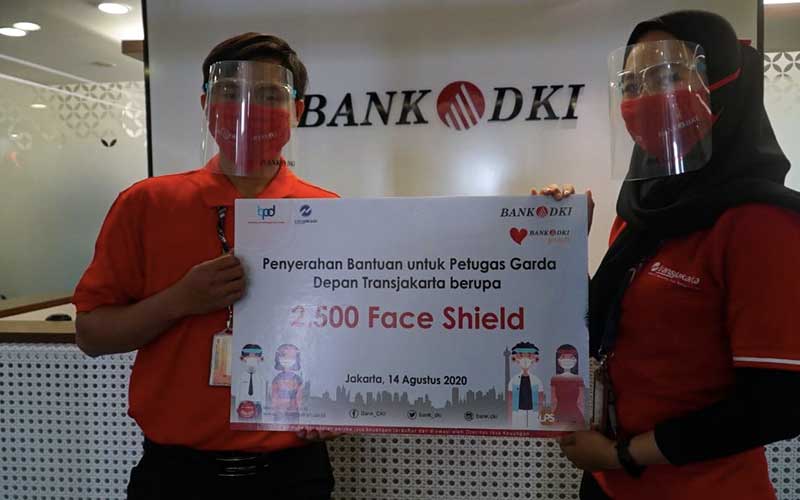  Bank DKI Serahkan Donasi 2.500 Face Shield Kepada Petugas Transjakarta