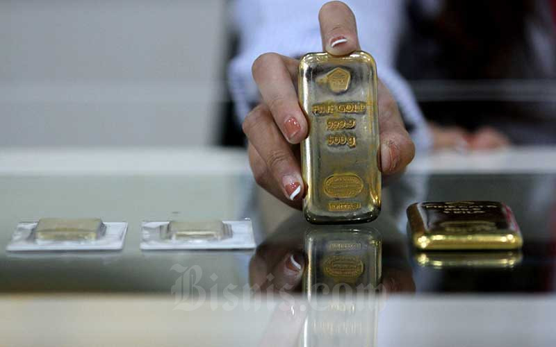  Harga Emas Catat Penurunan Mingguan Pertama sejak Juni