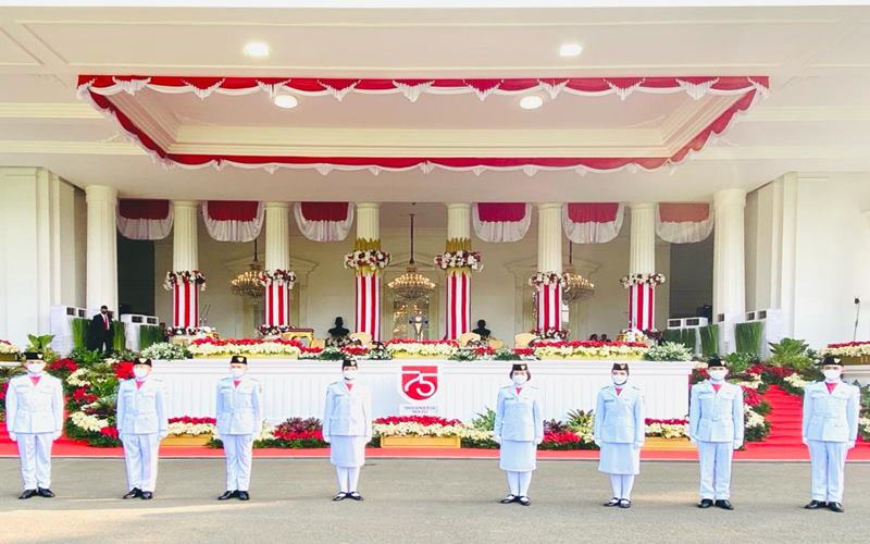  Profil Indrian Puspita Rahmadani Pengibar Bendera Merah Putih di Istana Merdeka