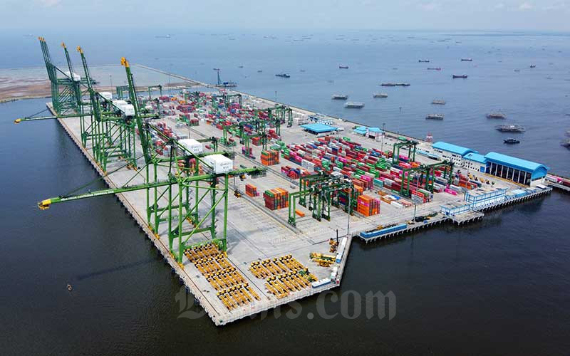  RANTAI PASOK TERINTEGRASI : 7 Pelabuhan Punya Platform Logistik