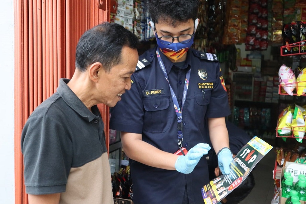  Operasi Gempur di Tiga Daerah Amankan Ratusan Ribu Batang Rokok Ilegal