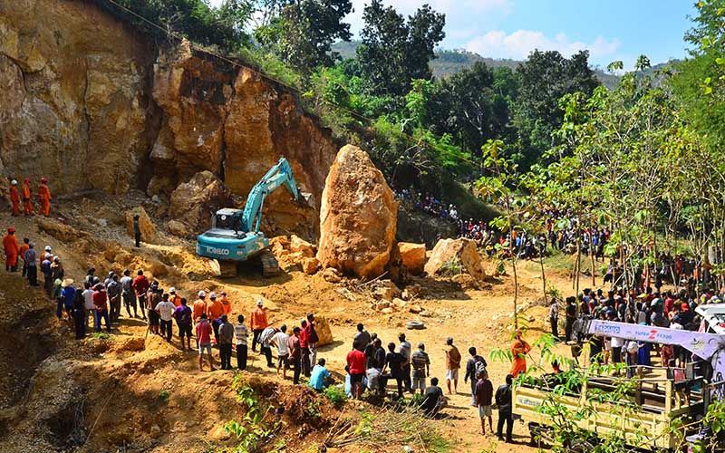  Tebing Longsor di Lokasi Penambangan Batu Telan Tiga Korban Jiwa