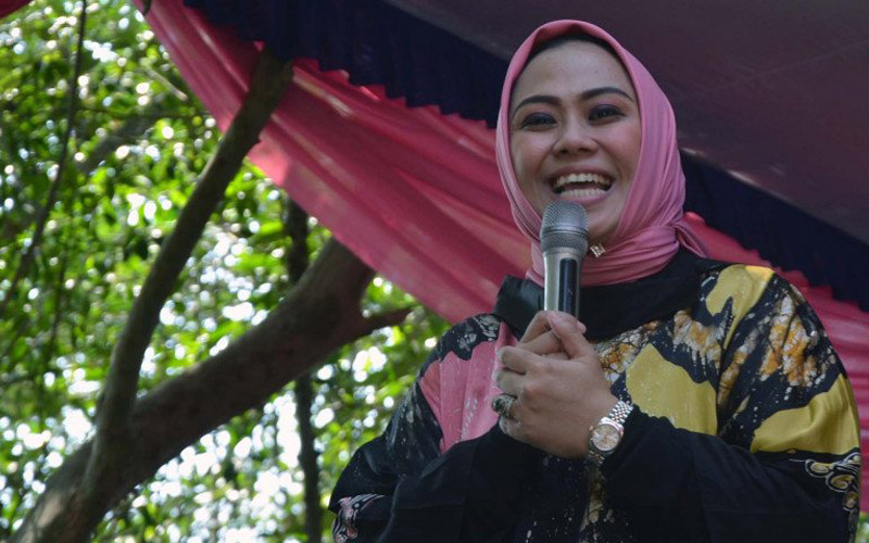  Cellica Nurrachadiana Diusung 4 Partai di Pilkada Karawang