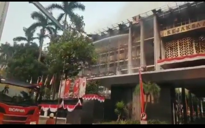  Kebakaran Gedung Kejaksaan Agung Mulai Proses Pendinginan Pagi Ini