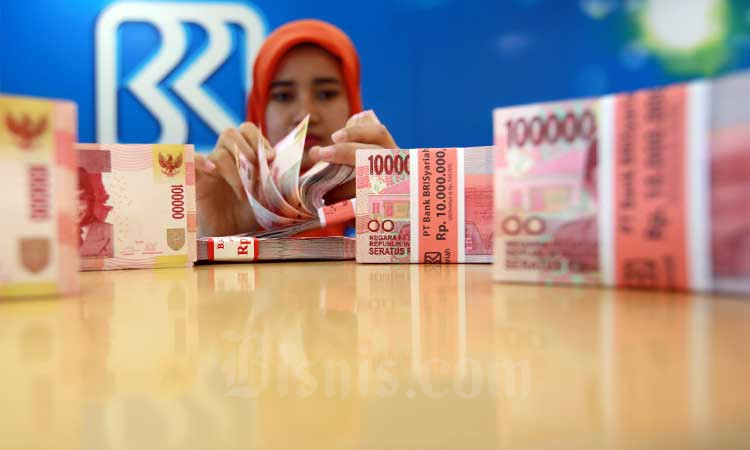  EDITORIAL : Pacu Kredit Secara Selektif