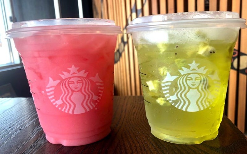  Starbucks Luncurkan Dua Minuman Segar Terbaru