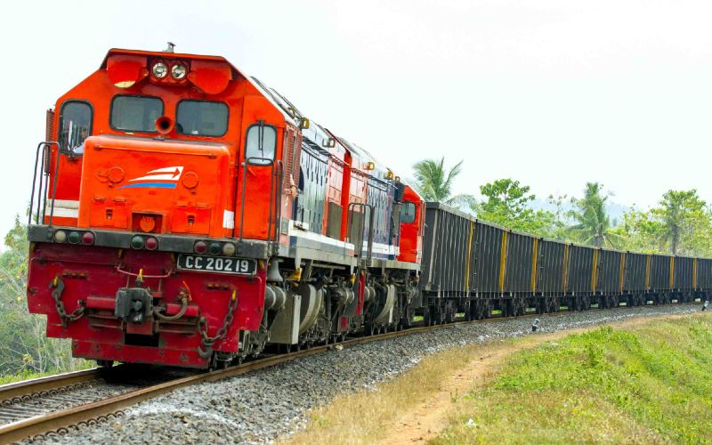  16 Bidang Lahan Jalur KA Trans Sulawesi Masih Bermasalah