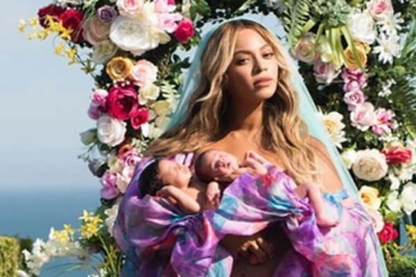 Beyonce dan anak kembarnya/Istimewa