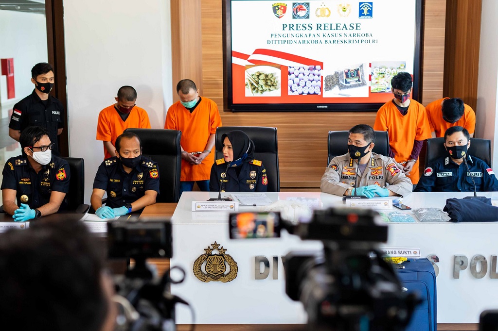  Bea Cukai dan Bareskrim Tangkap Sindikat Narkoba Jaringan Internasional, Satu Pelaku Mantan Polisi