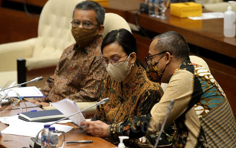  Menkeu Sri Mulyani Hadiri Raker Dengan Komisi XI DPR Bahas Bahas RUU Bea Materai