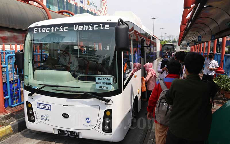  Tahan Capex, Emiten Operator Transjakarta Tertarik Pengadaan Bus Listrik