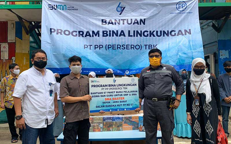  PT PP (Persero) Tbk. Serahkan Donasi Buku Kurikulum Dalam Rangka Panunggulangan Covid-19