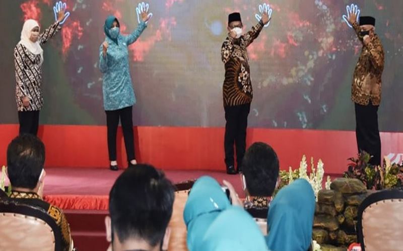  Khofifah Ingatkan Protokol Kesehatan pada Pilkada 2020