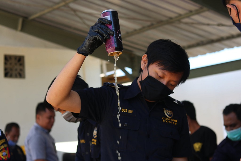  Bea Cukai Musnahkan Berbagai Barang Ilegal Mulai dari Sabu Hingga Pakaian Bekas