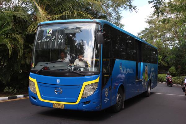  ANGKUTAN PERKOTAAN : Bali Didorong Gunakan Transportasi Umum