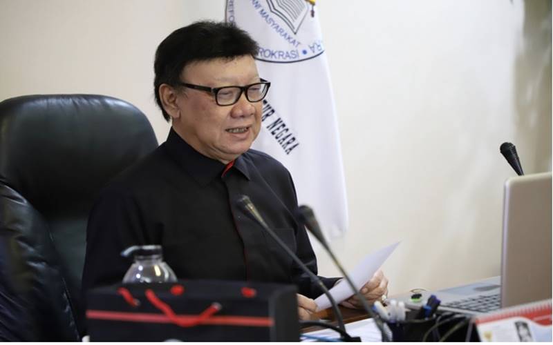  Menteri Tjahjo Siap Terbitkan SKB Pilkada untuk ASN. Hak Pilih Dicabut?