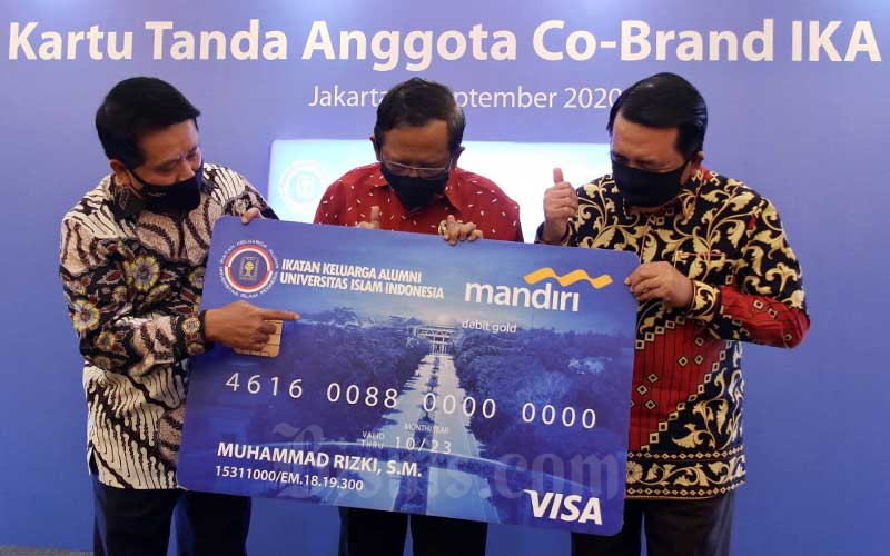  Bank Mandiri Luncurkan Kartu Tanda Anggota IKA UII