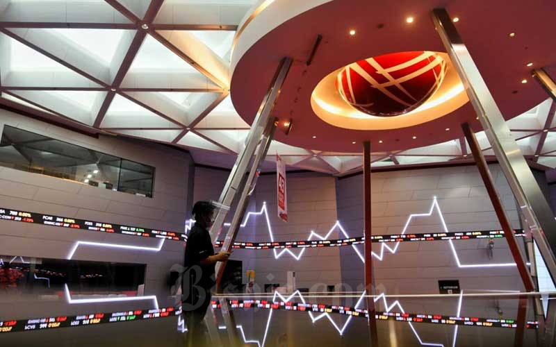  PSBB Jakarta Bikin IHSG Kembali ke 4.900, Saham Big Caps Terkapar