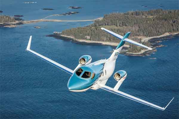 Tim F1 Scuderia AlphaTauri Pakai HondaJet Elite untuk Transportasi Udara
