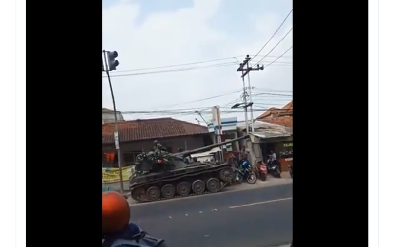  Viral Tank Tabrak Gerobak, Pengunggah Video Bakal Dilaporkan?