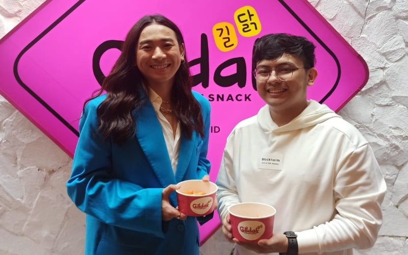  Sukses Bisnis Minuman Kekinian, Selebgram Jovi Adhiguna Rambah ke Kuliner Snack Korea