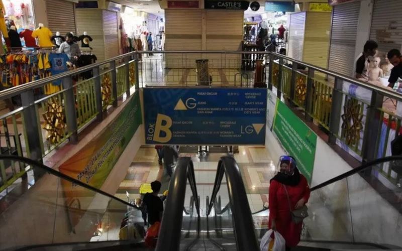  PSBB JAKARTA: Pasar Tanah Abang Tetap Buka, Pengunjung Dibatasi