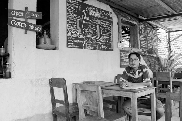  Warung Kopi di Surabaya Kini Wajib Kantongi SIUP