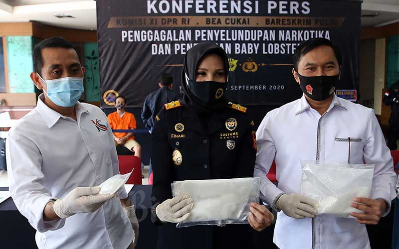  Anggota Komisi XI DPR RI Kamrussamad Apresiasi Tindakan Tegas Bea Cukai