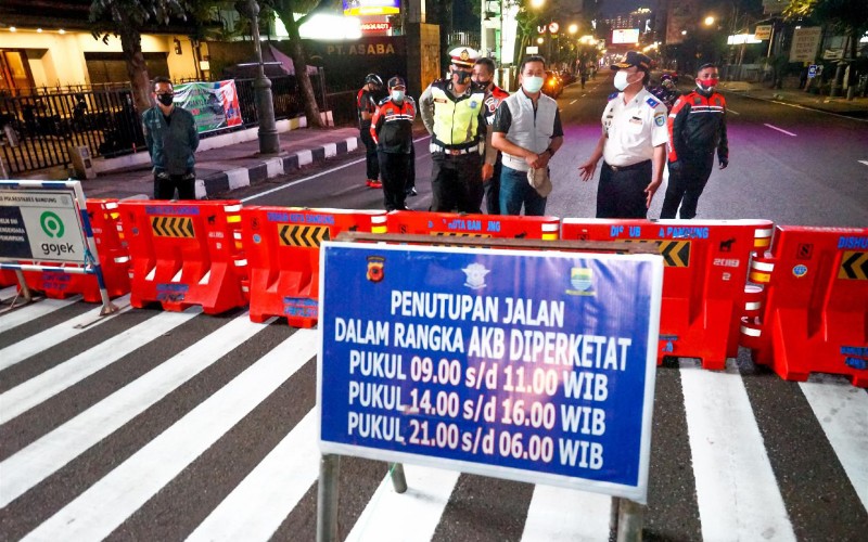 Pemkot Bandung Wacanakan Buka Tutup Jalan Dipatiukur