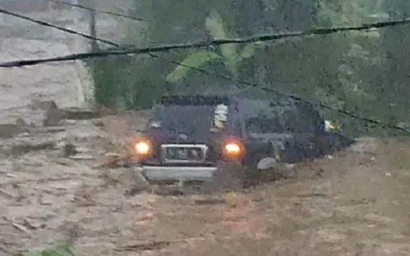  Banjir Sukabumi : 12 Rumah & 2 Orang Hanyut, 85 Hunian Terendam