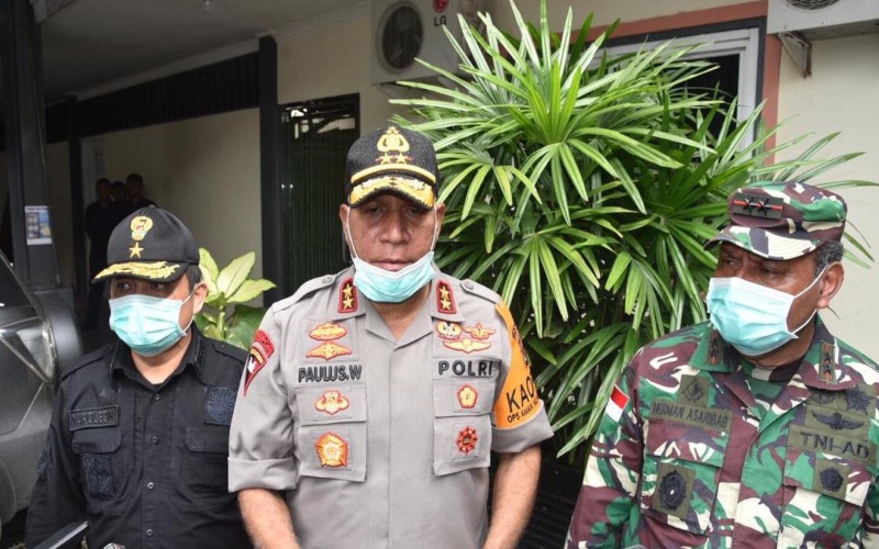  Warga Serang Polsek Elelim dan Aniaya Polisi