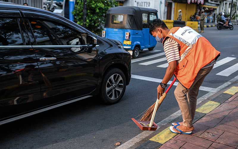  Jumlah Pelanggar PSBB DKI Jakarta Jilid II Mencapai 19.361 Warga