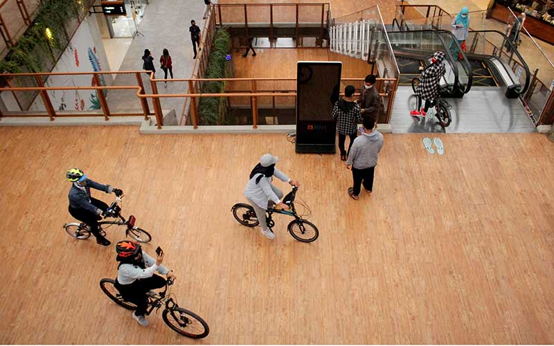  Nipah Mall di Makasar Perbolehkan Pengenjung Bersepeda di Dalam Mall