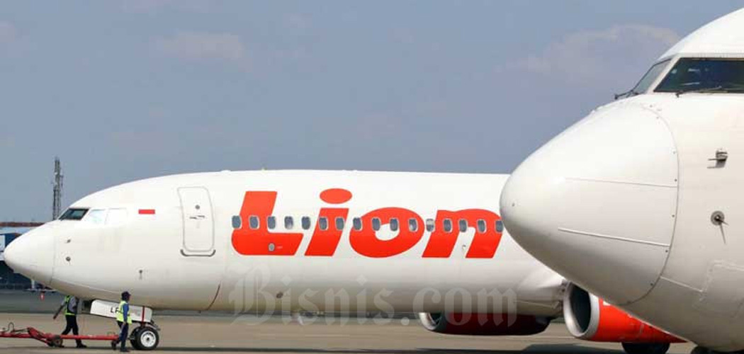 Pesawat Lion Air terparkir di Apron Bandara Soekarno-Hatta, Tangerang, Banten, Selasa (17/3/2020). Bisnis/Eusebio Chrysnamurti