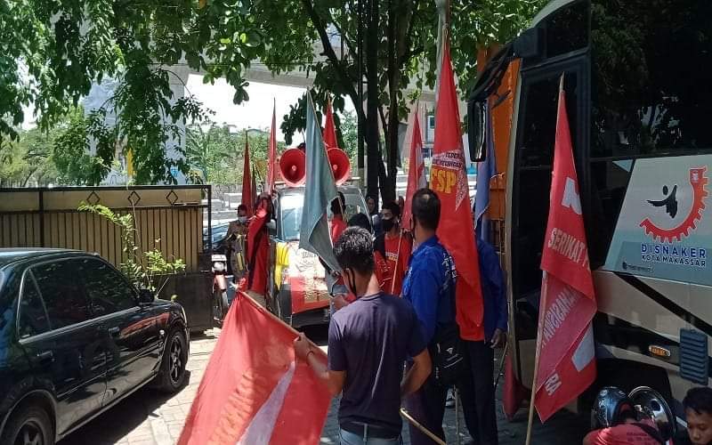  Pendemo RUU Cipta Kerja Ancam Duduki Objek Vital Makassar