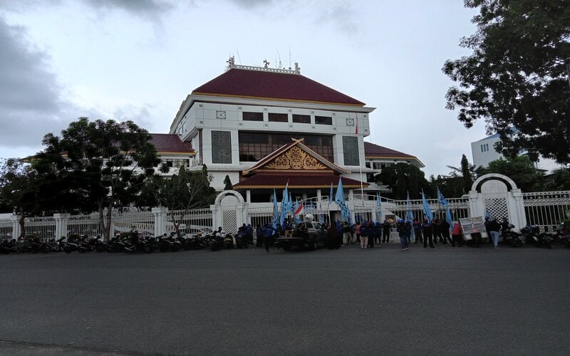  Buruh di Batam Berencana Mogok Massal