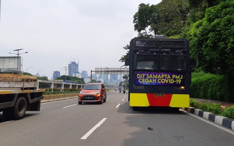  Tak Ada Demo Buruh di Gedung DPR, Polisi Tetap Berjaga