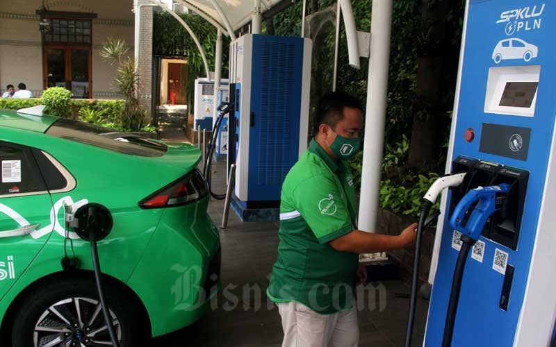  Kementerian ESDM Percepat Penyediaan Infrastruktur Pengisian Listrik Kendaraan Bermotor