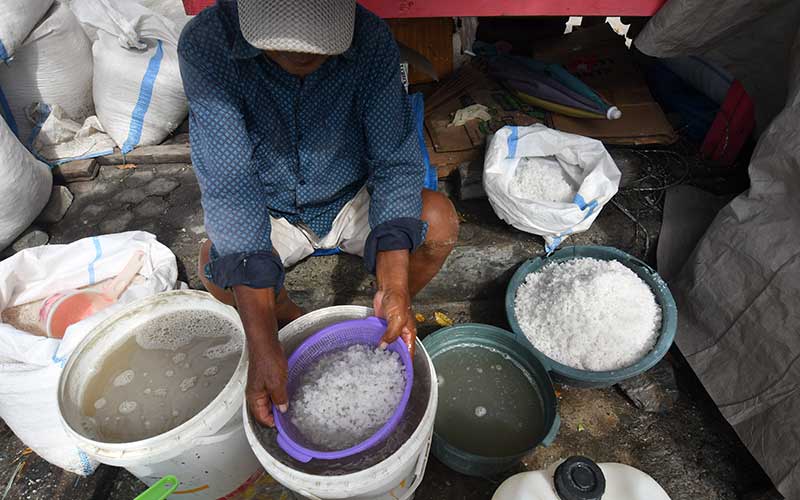  Cuaca Tidak Menentu, Produksi Garam di Sulawesi Turun Drastis