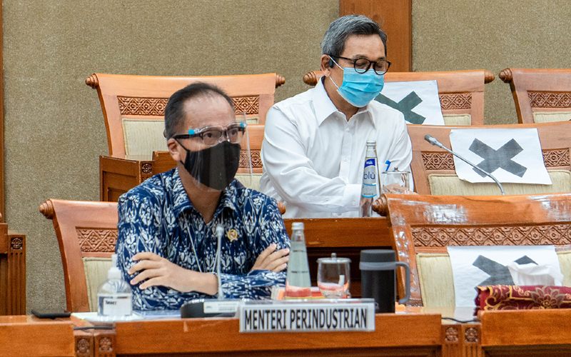  SEKTOR PERINDUSTRIAN : Menperin: UU Cipta Kerja Dorong Kinerja Manufaktur