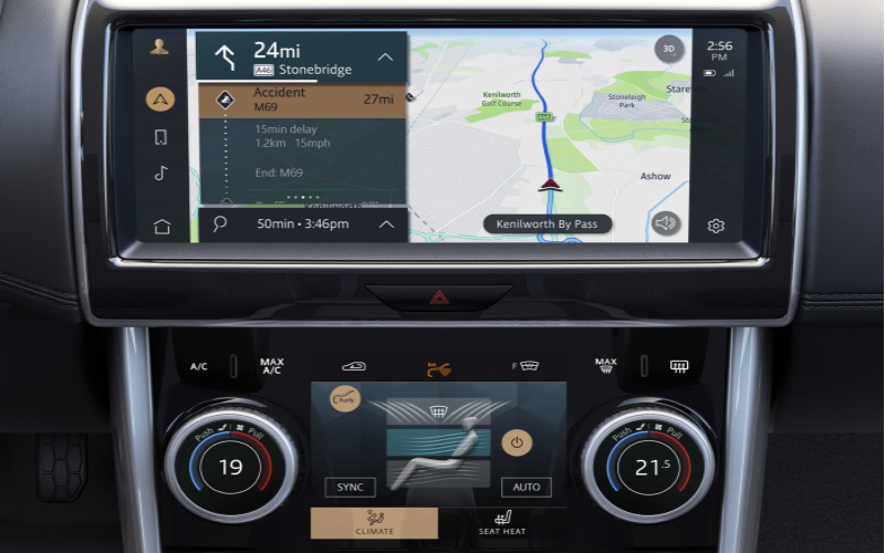  Jaguar XE Saloon Usung Fitur Terhubung Mutakhir